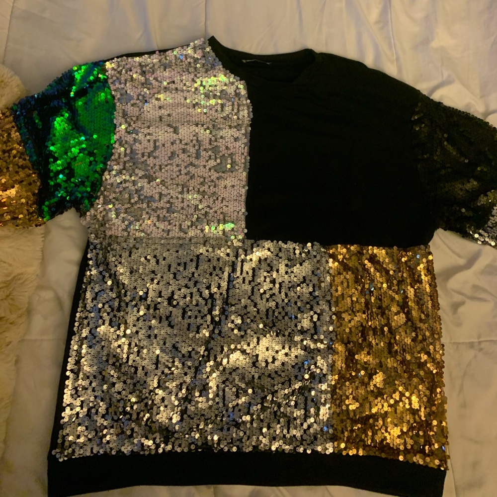 Lightly worn Zara shirt